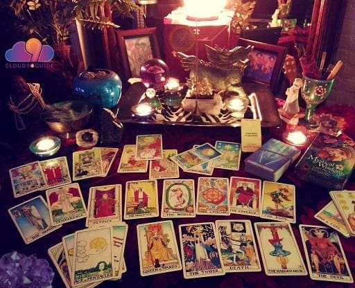 Tarot Cards Readings Live Psychic Reading - Cloud 9 Guide